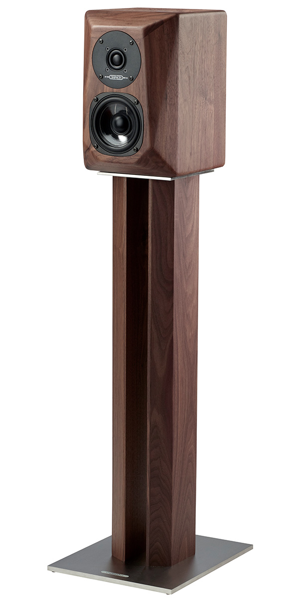 karis-iii-gallery-01 karis-iii-gallery-01